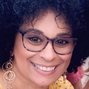 Meet your Posher, Edna